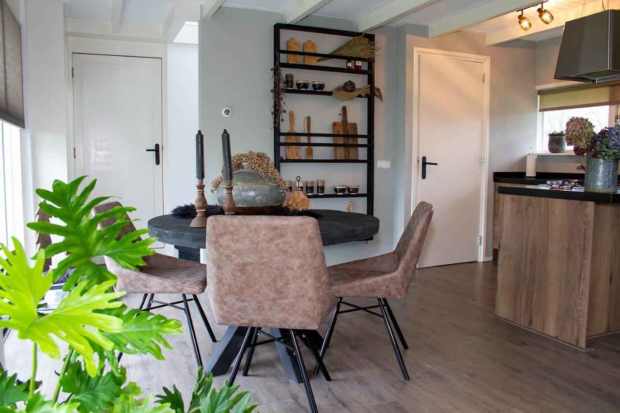 Bed En Breakfast The Wooden Wall Marum Buitenkant foto